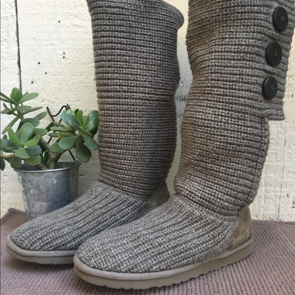 UGG Shoes - UGG Classic Cardy II Boots